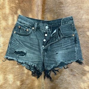 Levi’s wedgie high waist black jean shorts size 25